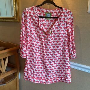 Straight from Nantucket! Elizabeth McKay Beach Top W/Gold Toggle.